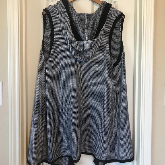 Hooded Sweater Vest/Duster - Picture 6 of 10